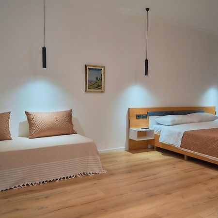 Kalpazo Inn Tirana Zewnętrze zdjęcie
