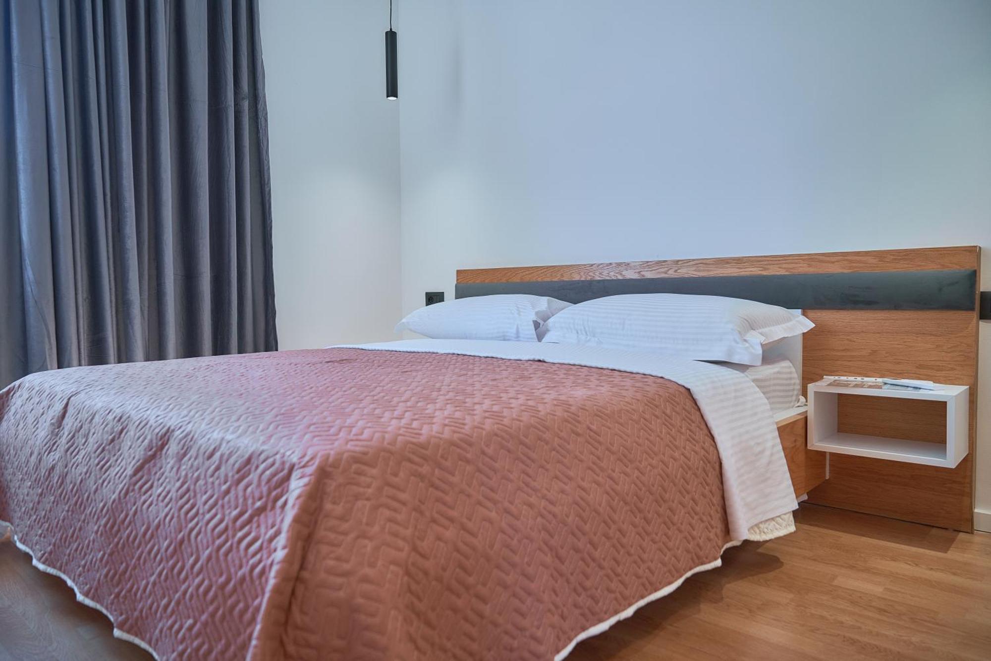 Kalpazo Inn Tirana Zewnętrze zdjęcie
