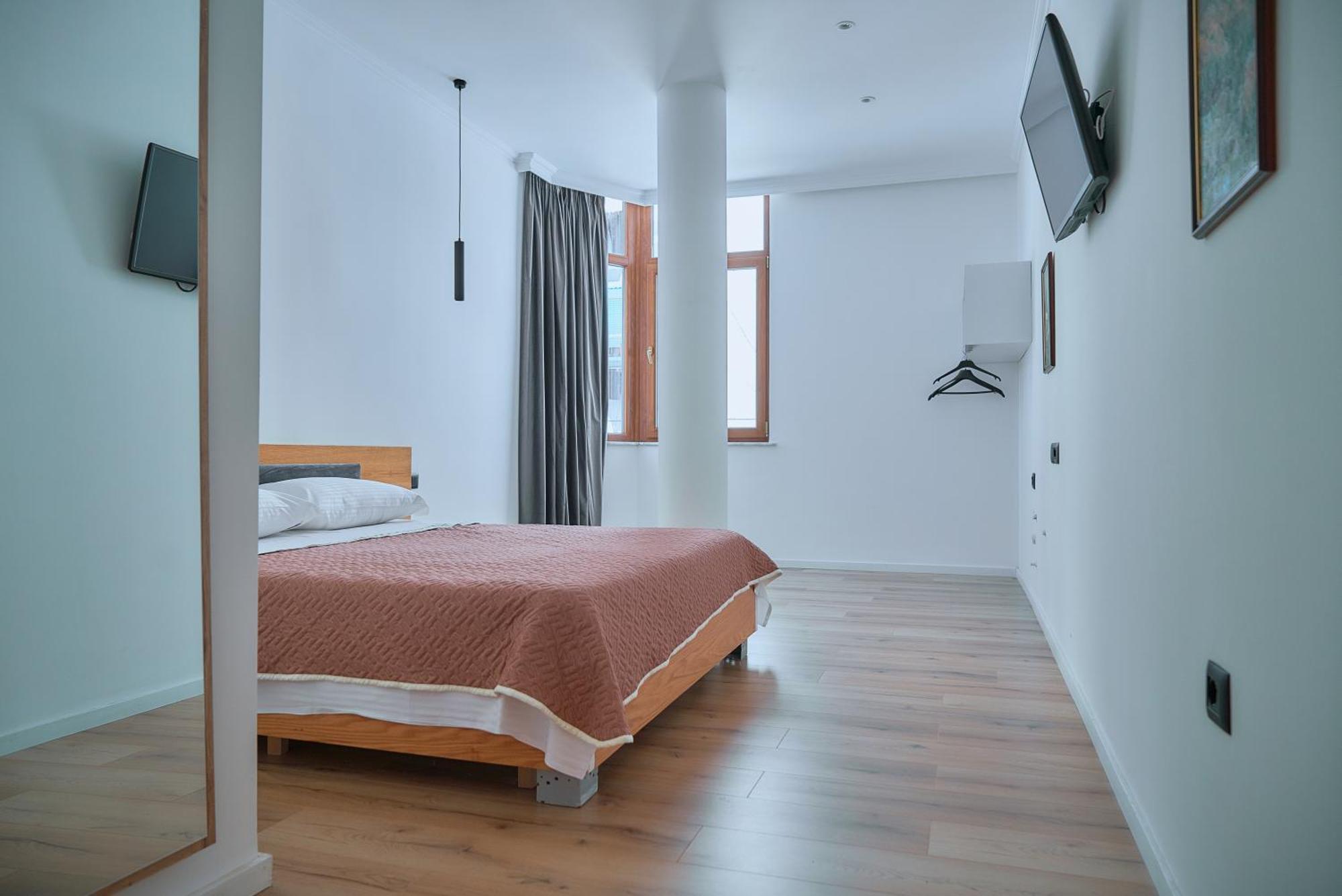 Kalpazo Inn Tirana Zewnętrze zdjęcie