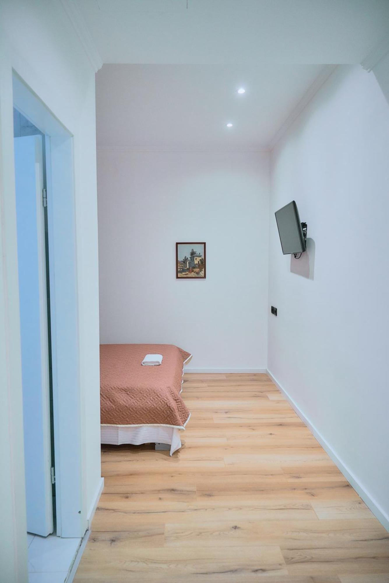 Kalpazo Inn Tirana Zewnętrze zdjęcie