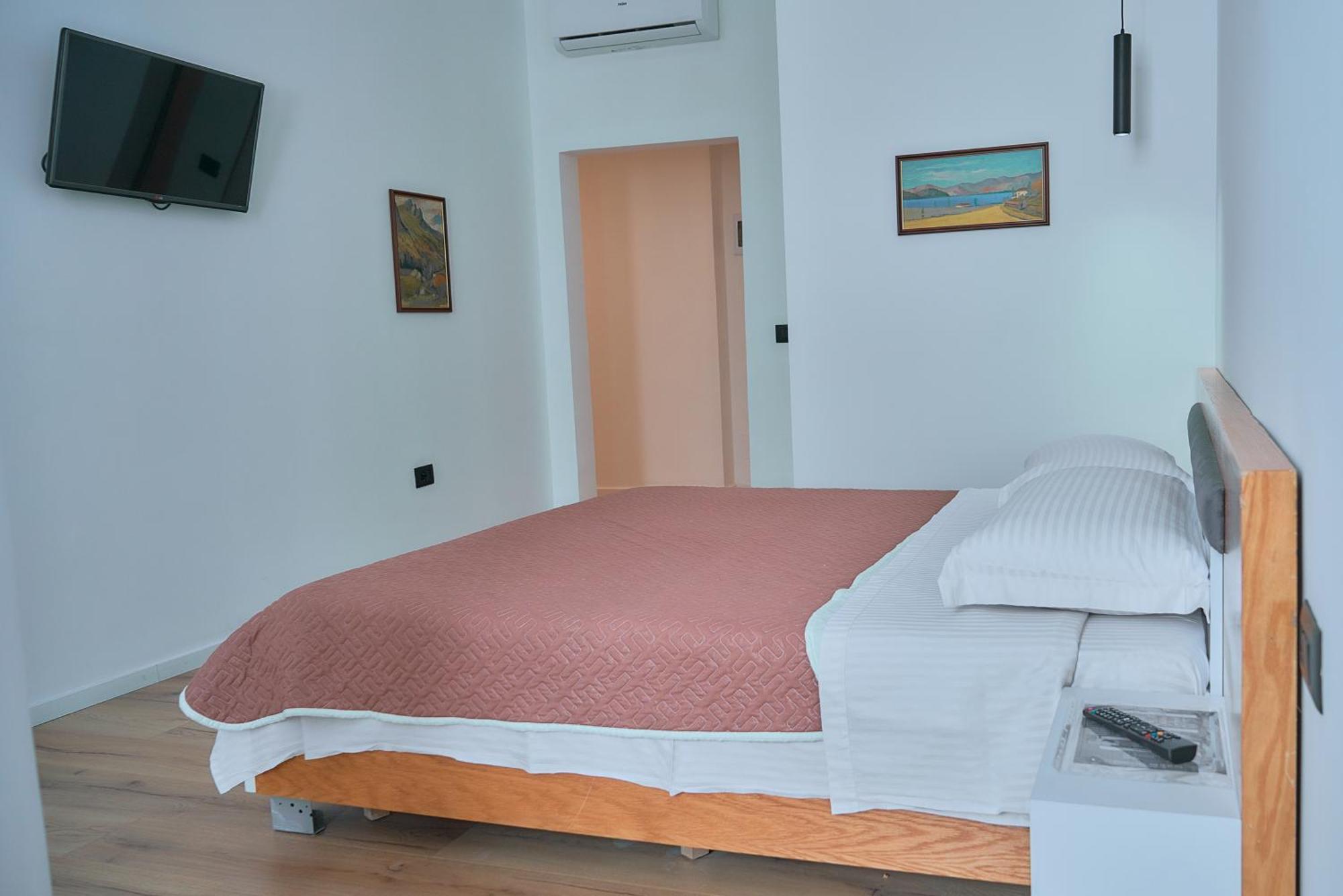 Kalpazo Inn Tirana Zewnętrze zdjęcie
