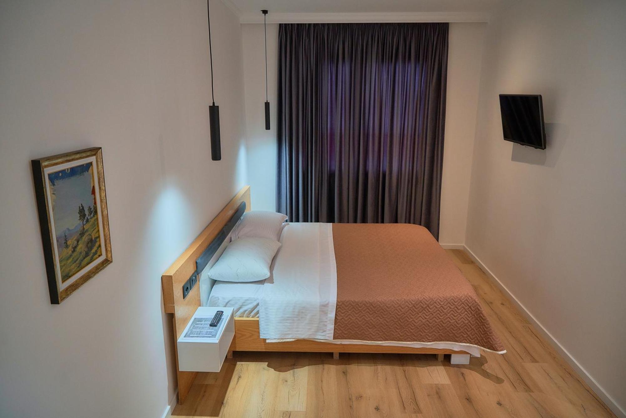 Kalpazo Inn Tirana Zewnętrze zdjęcie