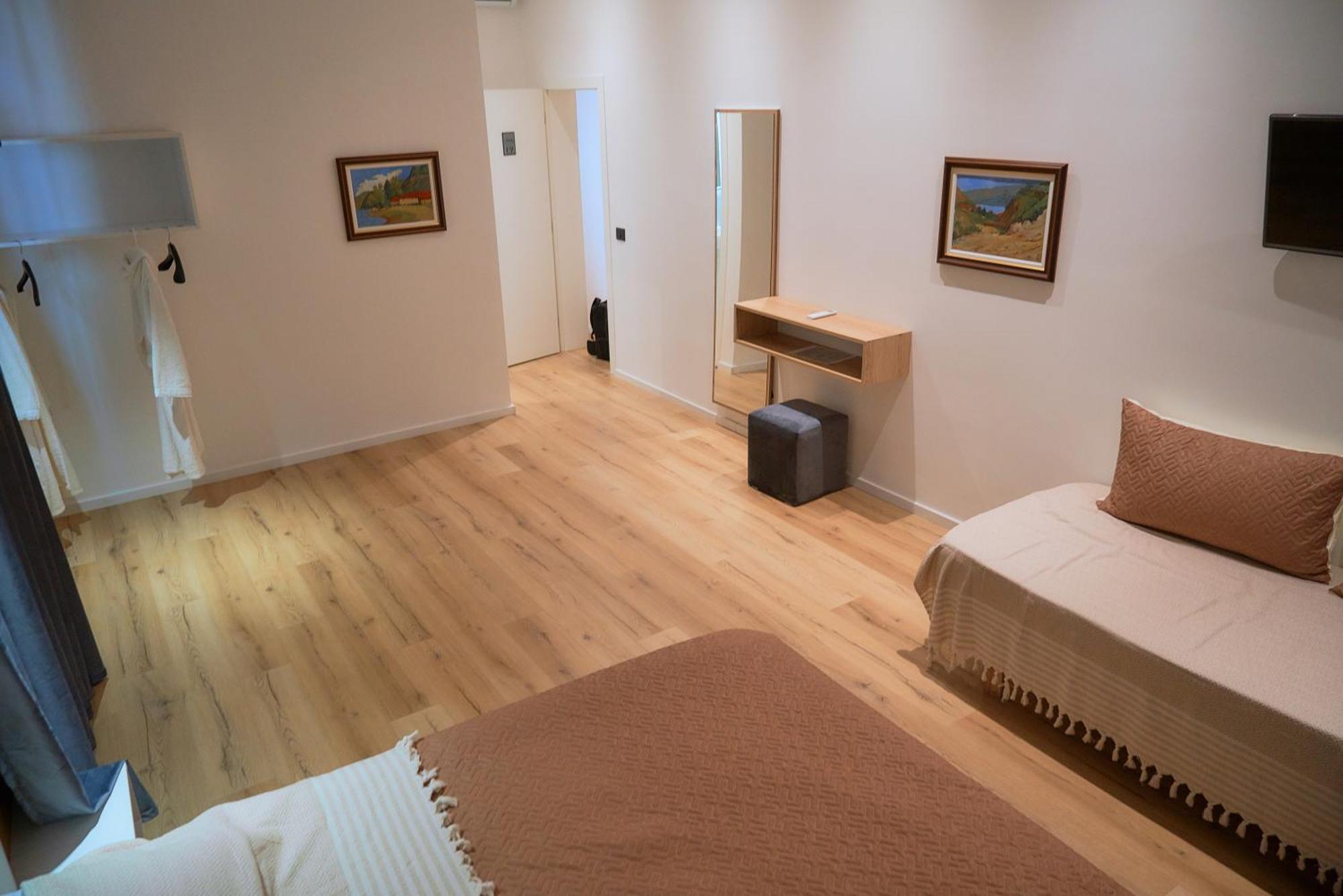 Kalpazo Inn Tirana Zewnętrze zdjęcie