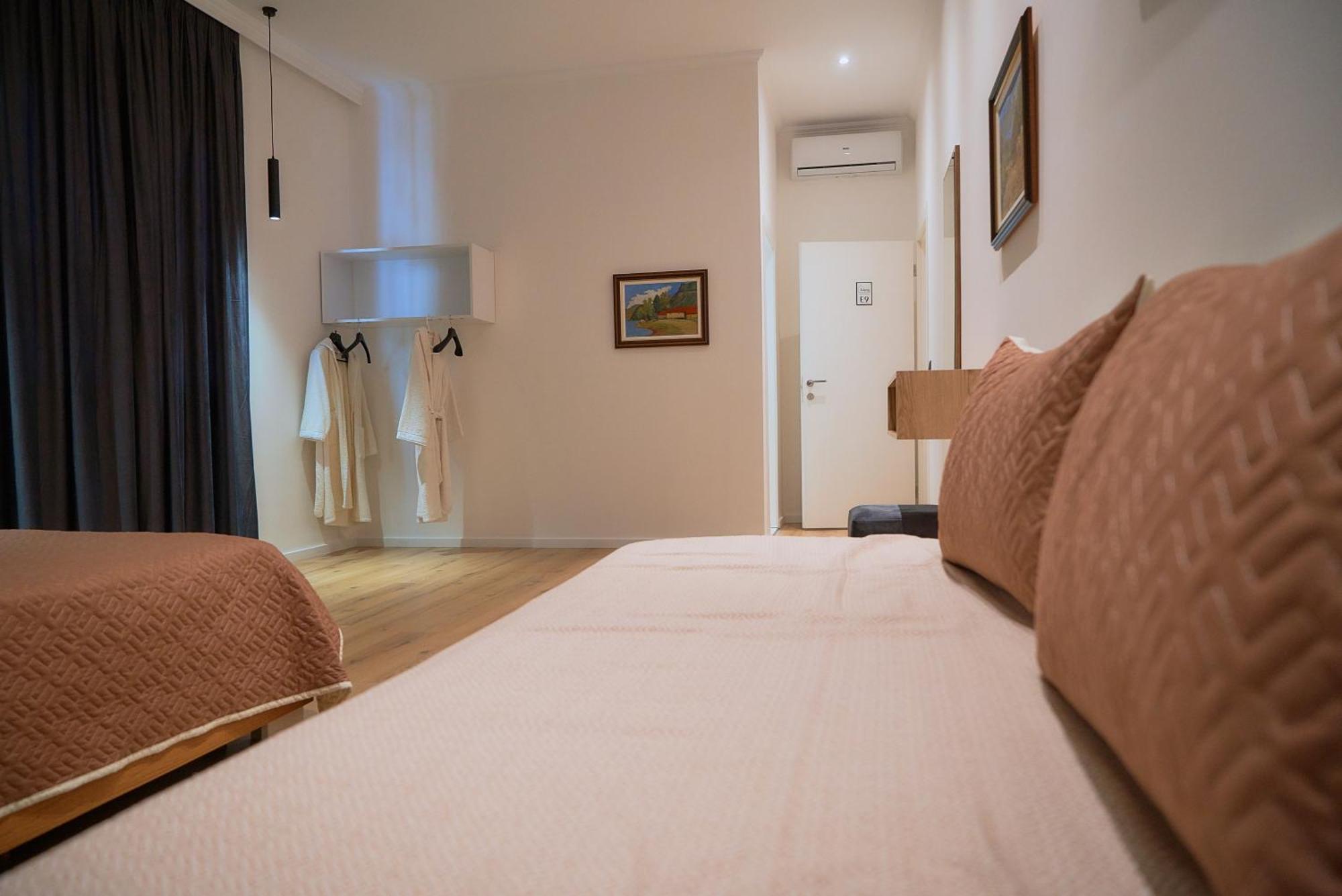 Kalpazo Inn Tirana Zewnętrze zdjęcie