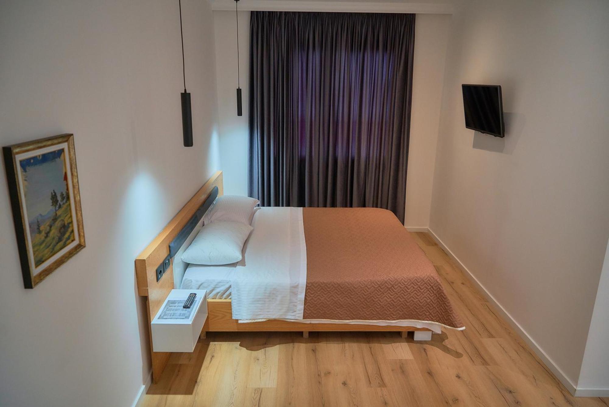 Kalpazo Inn Tirana Zewnętrze zdjęcie