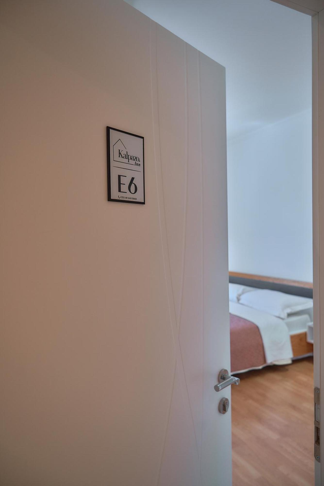 Kalpazo Inn Tirana Zewnętrze zdjęcie