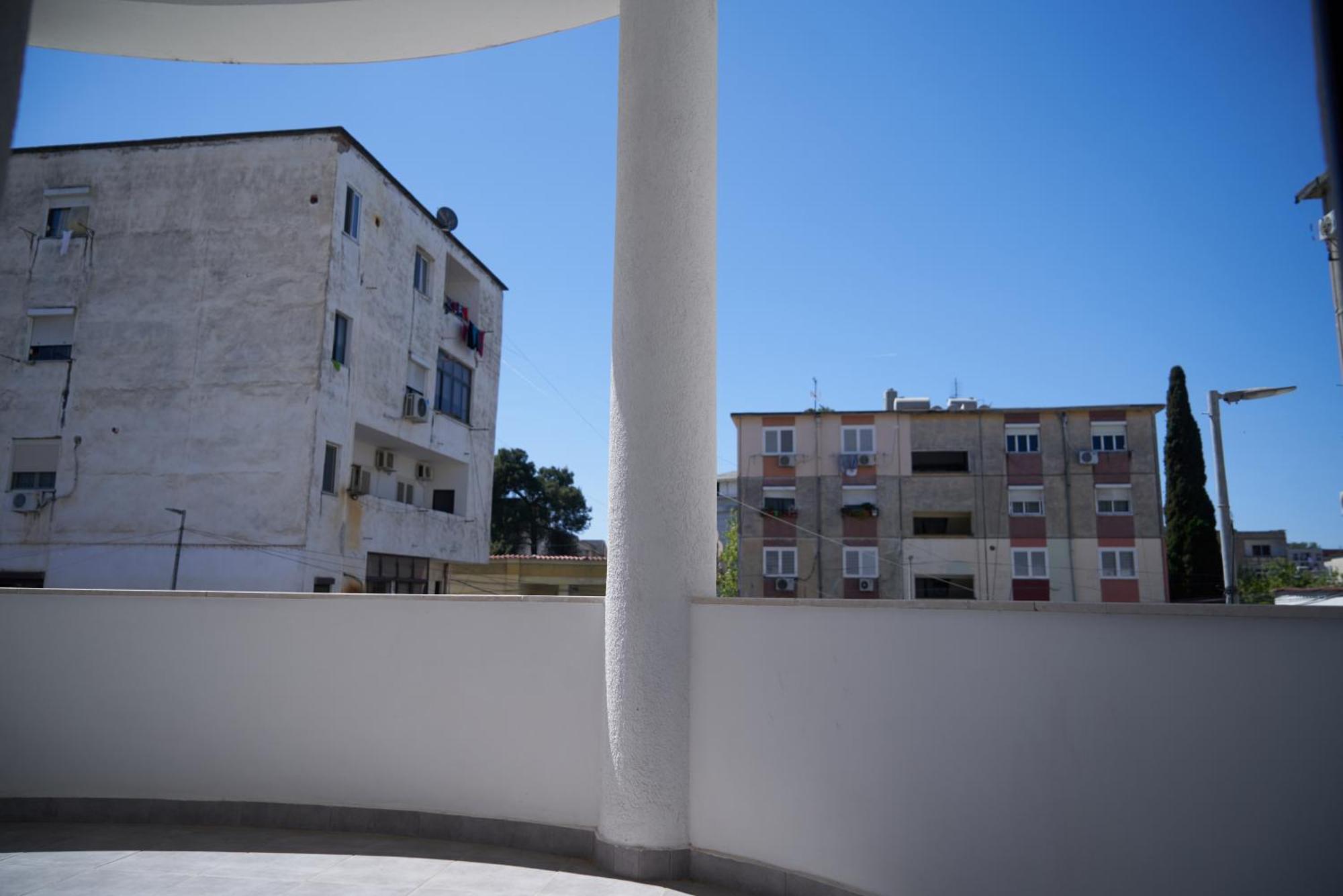 Kalpazo Inn Tirana Zewnętrze zdjęcie